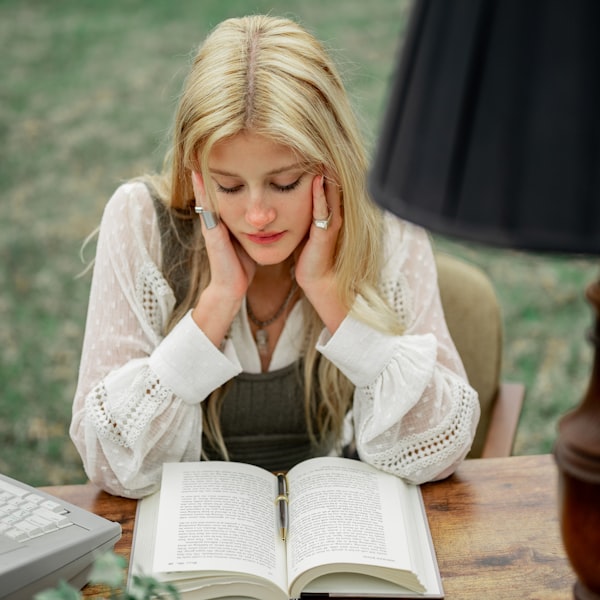 Ototurizm ve yolculuk temalı görsel